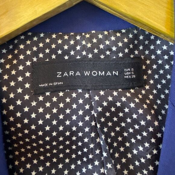 Zara Woman Blue Blazer With Gold Button & Star Print Lining Long Sleeves Rear Ve - Picture 4 of 8